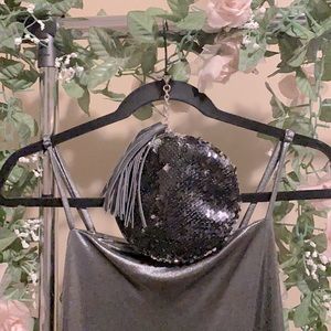 AUDREY 3+1 METALLIC GREY DRESS SIZE M with small black sequence clutch